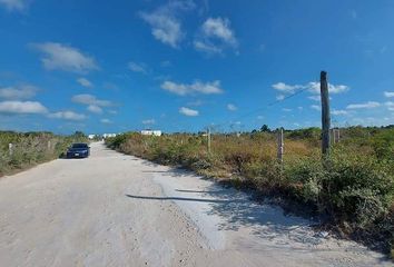 Lote de Terreno en  Chicxulub Pueblo, Yucatán