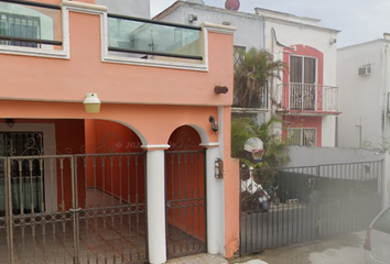 Casa en  Calle 10 Norte, Solidaridad Centro, Solidaridad, Quintana Roo, 77710, Mex