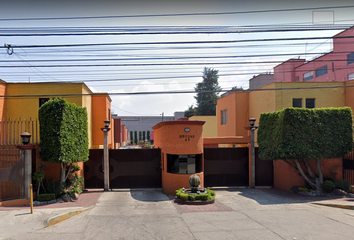 Casa en  Calzada De Las Brujas 165, Coapa, Nueva Oriental Coapa, Tlalpan, Ciudad De México, 14300, Mex