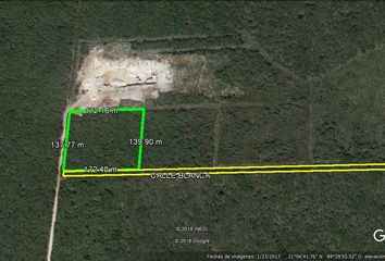 Lote de Terreno en  Calle 25, Conkal, Yucatán, 97345, Mex