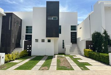 Casa en  Avenida Paseo De Los Horizontes 113, San Luis Potosí, 78183, Mex