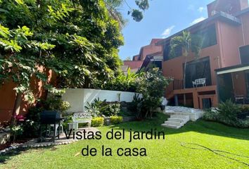 Casa en fraccionamiento en  Calle Bosques De Palmira, Fraccionamiento Bosques De Palmira, Cuernavaca, Morelos, 62076, Mex