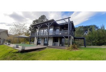 Casa en  Sierra De Los Padres, General Pueyrredón