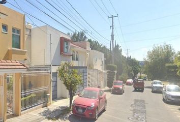 Casa en  Bolerama Patria, Avenida Novelistas, Jardines Vallarta, Zapopan, Jalisco, 45110, Mex