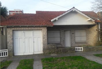 Casa en  Punta Mogotes, Mar Del Plata