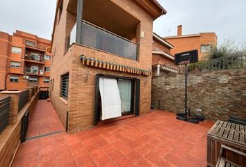 Chalet en  Santa Coloma De Gramenet, Barcelona Provincia