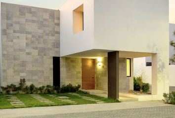 Casa en condominio en  Calle Hacienda De Coyotillos 116, Fraccionamiento Villas Del Mesón, Querétaro, 76226, Mex