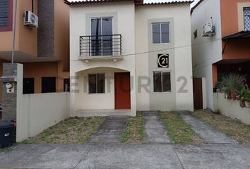 Casa en  Tarqui, Guayaquil