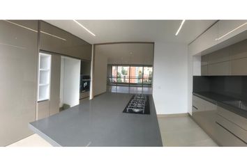 Apartamento en Poblado, Medellín