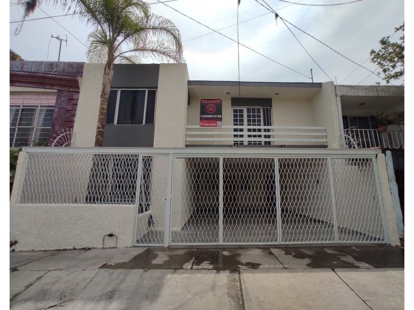 venta Casa en La Huerta, Zapopan, Zapopan, Jalisco (5129537)