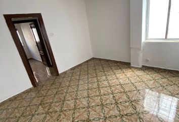 Piso en  Delicias, Zaragoza