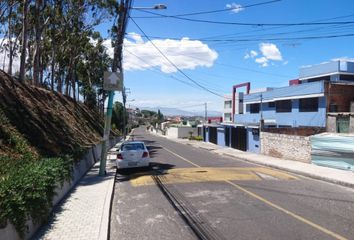 Terreno Comercial en  Qhq5+jhg, Quito 170902, Ecuador