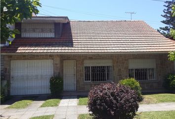 Casa en  Punta Mogotes, Mar Del Plata