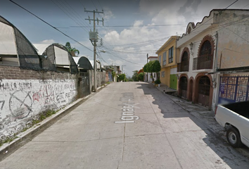 Casa en  Avenida Cuernavaca, Chapultepec, Cuernavaca, Morelos, 62450, Mex