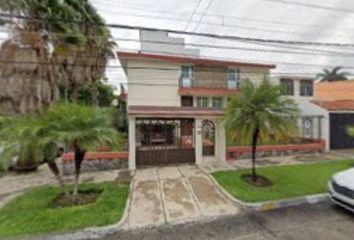 Casa en  Calle Mallorca 1215-1449, Centro, Lomas Del Country, Guadalajara, Jalisco, 44620, Mex