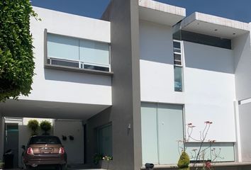Casa en fraccionamiento en  Mi Casa En Lomas, Plaza Arcángeles, Lomas De Angelópolis, San Andrés Cholula, Puebla, México
