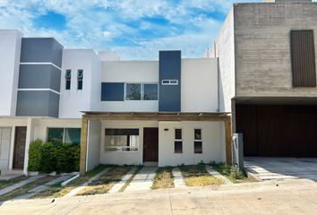 Casa en condominio en  Carretera Guadalajara-acatlán De Juárez, Tlajomulco De Zúñiga, Jalisco, Mex