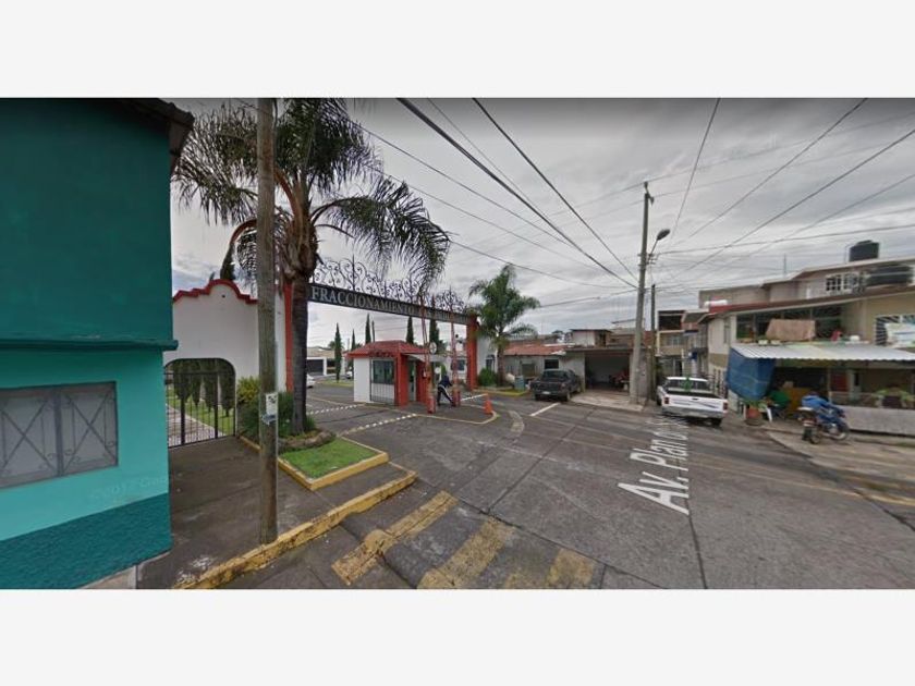 venta Casa en Villa de La Magdalena, Uruapan (MX22MU2809) icasas.mx