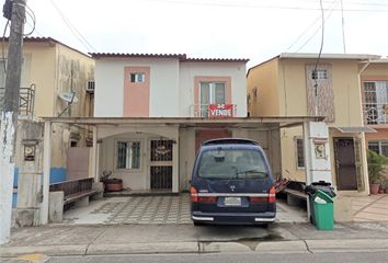 Casa en  W3mm+r5 Guayaquil, Ecuador