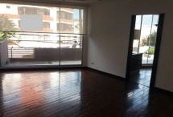 Departamento en  Jose Bosmediano 768, Quito 170135, Ecuador