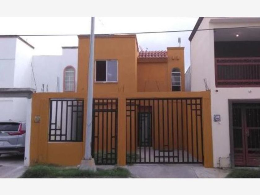 venta Casa en Las Fuentes Sección Lomas, Reynosa (MX22-NG0945)