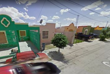 Casa en fraccionamiento en  Calle Bosques De Olivo 1611-2524, Fraccionamiento Jardines Del Bosque, Juárez, Chihuahua, 32539, Mex