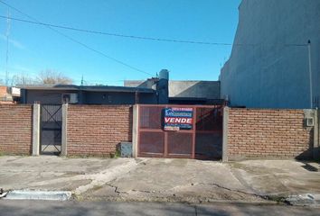 Casa en  Isidro Casanova, La Matanza