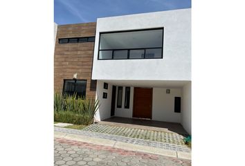 7 casas en venta en Galaxia Bosques de Manzanilla, Puebla 