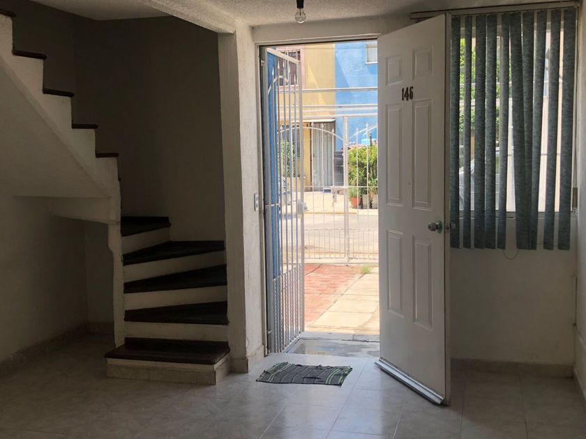 venta Casa en Santa Cruz Venta de Carpio, Ecatepec de Morelos  (446337--398)