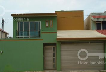 Casa en  Guadalupe Victoria, Coatzacoalcos, Coatzacoalcos, Veracruz