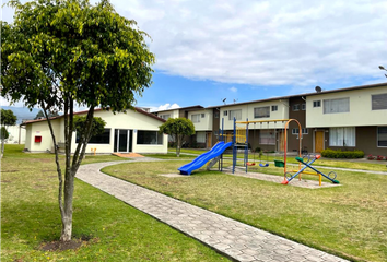 Casa en  Marianitas, Calderón, Quito