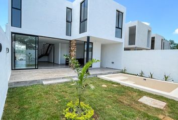 Casa en  Calle 18 101-103, Dzityá, Mérida, Yucatán, 97302, Mex