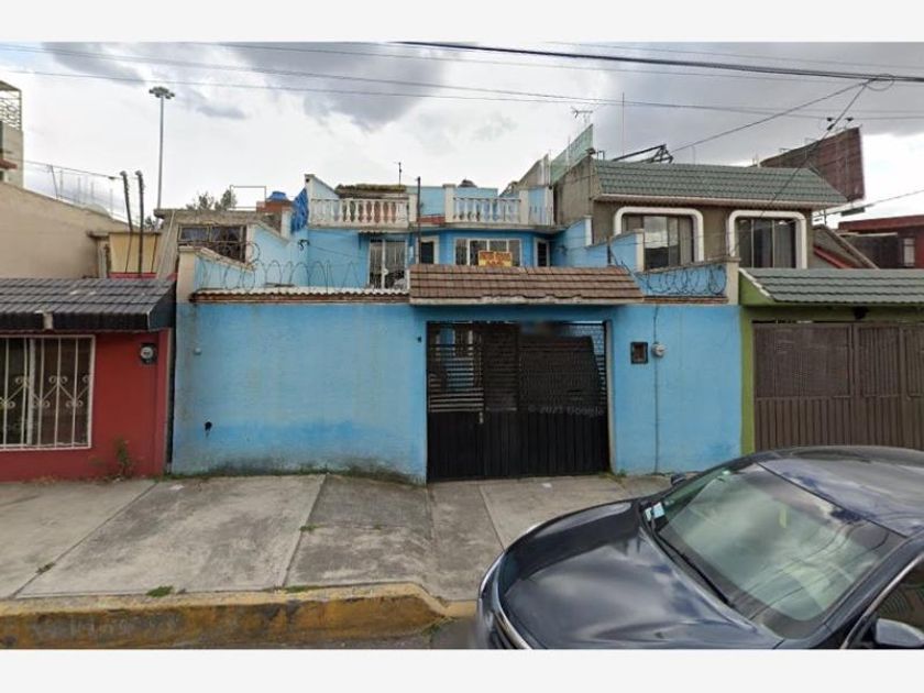 venta Casa en Constitución de 1917, Iztapalapa (MX22-NG4038)