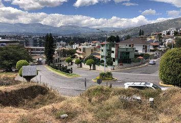 Terreno Comercial en  Cumbayá, Quito