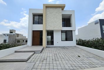 Casa en condominio en  Querétaro, Mex