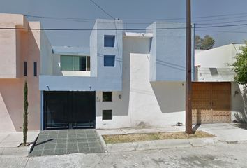 Casa en  Avenida Cordillera Real 403-403, Lomas 3ra Secc, San Luis Potosí, 78216, Mex