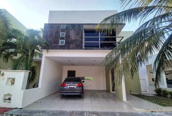 Casa en fraccionamiento en  Ciudad Del Carmen, Carmen, Campeche, Mex