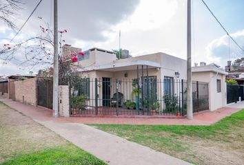 Casa en  Fisherton, Rosario