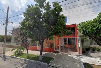 2 casas en venta en Colinas de La Normal, Guadalajara 