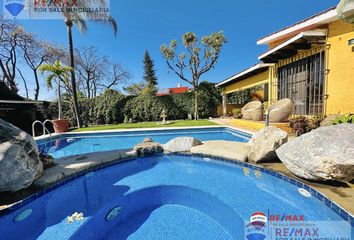 Casa en  Jardines De Cuernavaca, Cuernavaca, Morelos