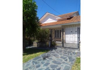 Casa en  Punta Mogotes, Mar Del Plata