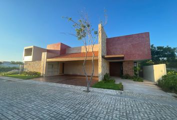 Casa en condominio en  Temozón Norte, Mérida, Yucatán, Mex