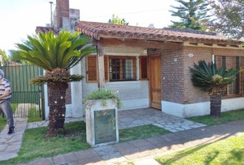 Casa en  Castelar, Partido De Morón