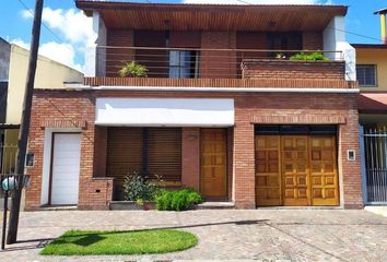 Casa en  Villa Luzuriaga, La Matanza