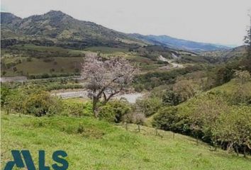 Lote de Terreno en  Barbosa, Antioquia