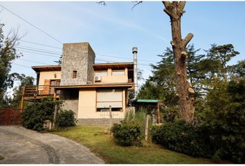 Casa en  Bosque Peralta Ramos, Mar Del Plata