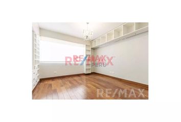 Departamento en  Avenida Alejandro Velasco Astete, Urbanización Chacarilla Del Estanque, Santiago De Surco, Lima, 15038, Per