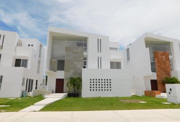 Casa en fraccionamiento en  Cancun Country Club, México 307, 46, Cancún, Quintana Roo, México