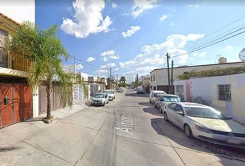Casa en  Avenida Mariano Escobedo 102-134, Fraccionamiento Casa Blanca, Aguascalientes, 20297, Mex