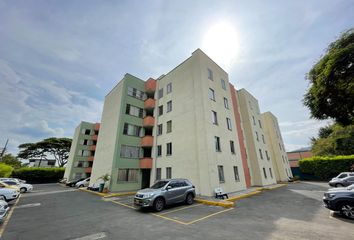 Apartamento en  Calle 13 12b 98 F, Santiago De Cali, Cali, Valle Del Cauca, Col